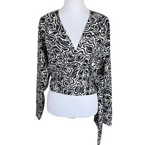 Rodebjer Black White Pattern Long Sleeve Adjustable Wrap Tie V-Neck Cropped Top